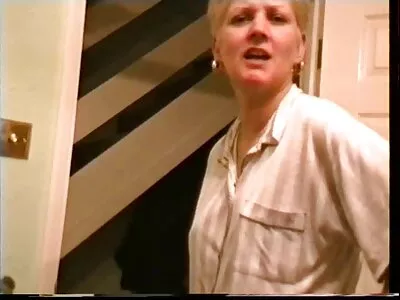 Diva su peniu turi berniuką.