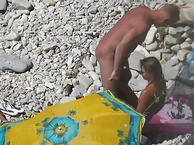 Rusijos kraujomaišos vaizdo įrašas.