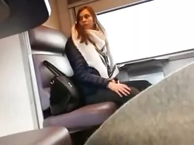 Elsa Jean kurį laiką turi šunišką stilių.