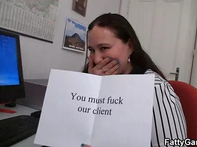 Įdėkite lengvą pornografiją