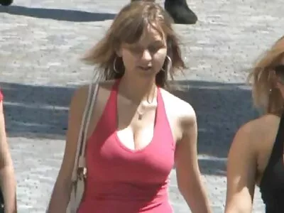 ledi Sonya ir berniukas.